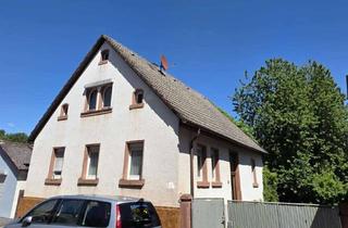 Haus kaufen in 64372 Ober-Ramstadt, EFH + Scheune (Sanierungsobjekt) / Option: Grundstück teilbar, da von 2 Seiten erreichbar