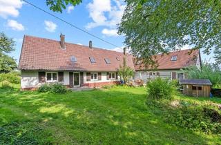Haus kaufen in 88636 Illmensee, Viel Platz für Ihre Ideen – Großzügiges Wohnhaus mit Geschichte und viel Natur am Höchsten