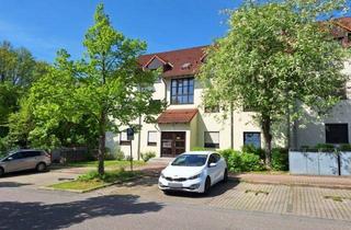 Wohnung kaufen in 04827 Machern, Machern: Lichtdurchflutete 3-Zimmer-Wohnung mit Balkon im 1. OG