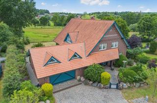Villa kaufen in 21279 Hollenstedt, Exklusive Landhausvilla im Estetal - Stilvoll Wohnen vor den Toren Hamburgs