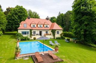 Villa kaufen in 82418 Murnau, Villa am Staffelsee auf 4.700 qm Grundstück mit Nebenhaus, Garagen, Pool und Alpenblick