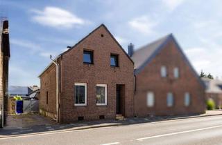 Einfamilienhaus kaufen in 41542 Dormagen, Dormagen-Nievenheim: Einfamilienhaus mit Einliegerwohnung sucht neue Bewohner!