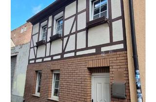 Haus kaufen in 06366 Köthen, Fachwerkhaus im Herzen von Köthen