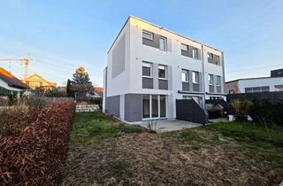 Anlageobjekt in 71292 Friolzheim, Charmantes Reihenendhaus für kleine Familien – viel Garten, moderne Einbauküche