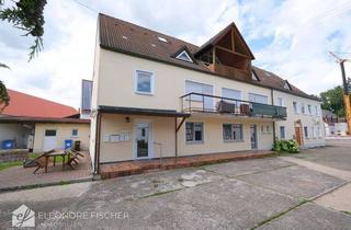 Wohnung kaufen in 86720 Nördlingen, Renovierte 3-Zi.-Erdgeschosswohnung mit Terrasse und Stellplatz vor den Toren Nördlingens