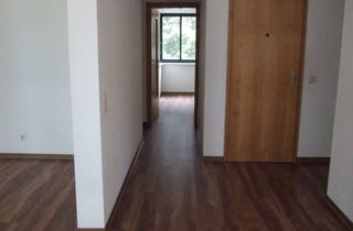 Wohnung mieten in Jacob-Löhr-Straße 18, 64625 Bensheim, Renovierte 3-Zimmer-Wohnung mit Balkon in Bensheim-Auerbach