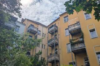 Wohnung mieten in Thomas-Müntzer-Platz, 01307 Johannstadt-Nord, Altbau in Johannstadt: geräumige 2-Zi.-Wohnung mit Gäste WC und 2 Balkonen