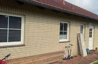 Haus kaufen in Johannes-Josten-Weg 12, 24321 Giekau, Reserviert! Sehr schönes , freistehendes EFH Typ Bungalow