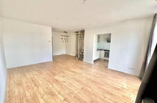 Wohnung kaufen in 47807 Krefeld, Krefeld - Helle Maisonette-Wohnung mit Terrasse & Top-Ausstattung