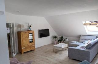 Wohnung kaufen in 63801 Kleinostheim, Kleinostheim - Eigentumswohnung in einem gepflegtem 3-Familienhaus