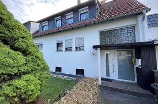 Haus kaufen in 36043 Fulda, Fulda - Zweifamilienhaus mit sepraten Wohnungen