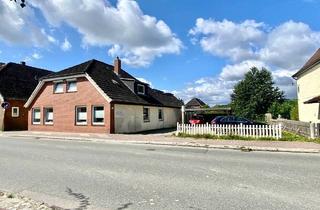 Einfamilienhaus kaufen in 23623 Ahrensbök, Ahrensbök - Einfamilienhaus, Gästehaus und ein separates Baugrundstück