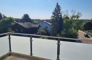 Wohnung kaufen in 85622 Feldkirchen, Helle Dachgeschoss-Wohnung - modern ausgestattet - mit Küche