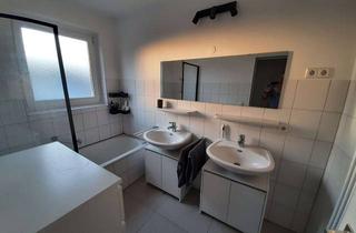 Wohnung mieten in Kirchhofstraße, 72770 Reutlingen, Stilvolle, gepflegte 3-Zimmer-Wohnung mit Balkon und Einbauküche in Reutlingen-Bronnweiler