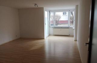 Wohnung mieten in Talstr. 69e, 70188 Ost, 1-Zimmer-Erdgeschosswohnung mit Terasse u. Gartenanteil, Einbauküche in Stuttgart