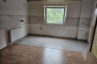 Wohnung mieten in Höltkenstraße 61, 58300 Wetter, neu renovierte ruhige 3-Zimmer-Wohnung in Wetter Wengern mit Kamin