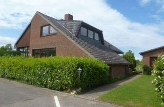 Haus kaufen in 23769 Fehmarn, APARTES WOHNHAUS mit reichlich Platzangebot in Burg. Sanierungsbedürftig