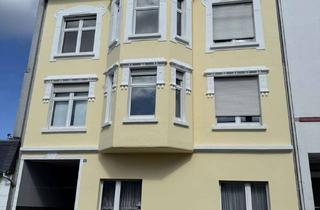 Wohnung mieten in Lange Str. 32, 42857 Remscheid, Schöne 2 Z Altbauwohnung mit Balkon und Weitblick