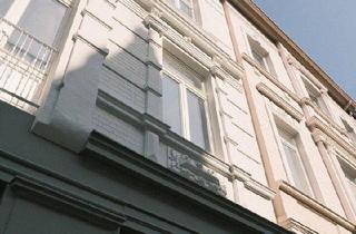 Wohnung kaufen in Viktoriastraße 35, 52066 Aachen, Aachen - 5-Zimmer-Wohnung mit Einfamilienhauscharakter in kernsaniertem Denkmalobjekt zum Selbstausbau
