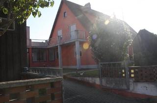 Doppelhaushälfte kaufen in 89365 Röfingen, Röfingen - Doppelhaushälfte mit großem Garten in ruhiger Lage