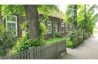 Haus kaufen in 25336 Klein Nordende, Klein Nordende - Schönes ZFH: Alte Dorfschule gr Grundstück + Werkstatt von privat