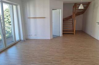 Wohnung kaufen in 17489 Fleischervorstadt, Provisionsfrei - 4,5 Zimmer Maisonnette-Wohnung nahe Innenstadt Greifswald