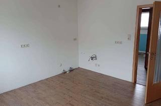 Wohnung mieten in 68623 Lampertheim, Schöne und helle 2,5-Raum-Wohnung in Lampertheim