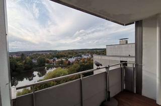 Wohnung mieten in Neuhof 14, 23858 Reinfeld, Lichtdurchflutete 2-Zimmer-Wohnung mit Balkon und EBK und gehobener Innenausstattung