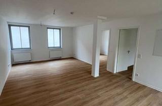 Wohnung mieten in 99084 Altstadt, Erstbezug nach Sanierung: Stilvolle 5-Zimmer-Wohnung mit Dachterrasse in Erfurt-Mitte