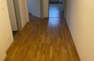 Wohnung mieten in Finkenstrasse 2-4, 93309 Kelheim, Central 2-Zimmer-Wohnung in Kelheim-Plus WG Wohnung mit 7bette gehobener Innenausstattung in Kelheim