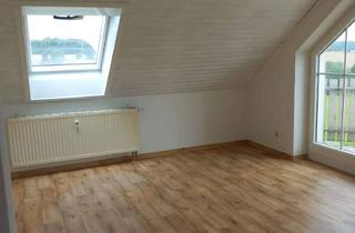 Wohnung mieten in 09481 Scheibenberg, Attraktive 2-Zimmer-Dachgeschosswohnung mit Balkon in Scheibenberg