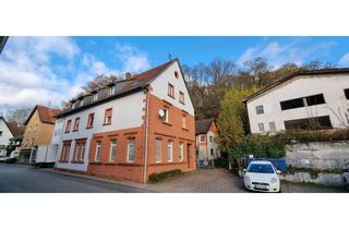 Wohnung mieten in Hauptstraße 19, 76891 Bruchweiler-Bärenbach, 4 Zimmer Wohnung (130 m²) mit Küche und Kamin - Kernsaniert
