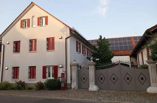 Wohnung mieten in 97508 Grettstadt, Attraktive und neuwertige 3-Zimmer-Wohnung im 1. Stock, seperater Eingang, mit Dachterrasse