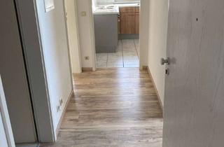 Wohnung mieten in Geistbeckstrasse, 85290 Geisenfeld, Sonnige 2-Zimmer-Dachgeschosswohnung mit EBK in Geisenfeld