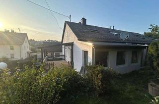 Haus kaufen in 35580 Wetzlar, Zweifamilienhaus in Nauborn – Altbaucharme trifft Neubaukomfort, 2 Terrassen, Garten & Sauna