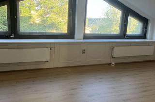 Wohnung mieten in Bettenbergstraße 20, 72175 Dornhan, Helle Dachgeschosswohnung mit 88m² und Panoramablick über Fürnsal