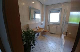 Wohnung mieten in 64404 Bickenbach, Gepflegte 3-Zimmer-Dachgeschosswohnung mit Balkon und Einbauküche in Bickenbach