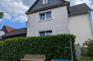 Haus kaufen in 35606 Solms, Familienidylle trifft Freiheit – Haus mit Scheune & großem Grundstück!