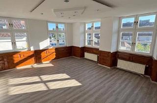 Wohnung kaufen in 88416 Ochsenhausen, Ochsenhausen - Kernsanierte 5 Zimmer Wohnung im Herzen von Ochsenhausen - Privat