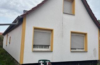 Haus kaufen in 99994 Schlotheim, Nottertal-Heilinger Höhen - Attraktives Wohnhaus mit Nebengebäuden in ruhiger Dorflage - Groß