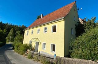 Einfamilienhaus kaufen in 92262 Birgland, Birgland - Einfamilienhaus mit Nebengebäude in Fürrnried