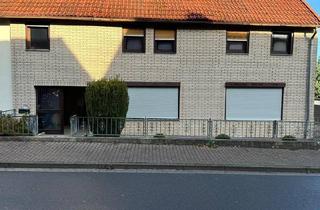 Haus kaufen in 31079 Sibbesse, Sibbesse - 1 bis 2 Familienhaus mit Ausbaureserven und 2 Garagen für den Han