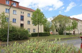 Wohnung mieten in Altenburger Straße 125, 07546 Gera, Praktische, helle und günstige 3-Raum Wohnung in Gera-Leumnitz!