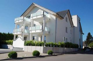 Wohnung kaufen in 78479 Reichenau, Logenplatz am Bodensee - barrierefreie Traumwohnung mit drei Balkonen und Panoramablick
