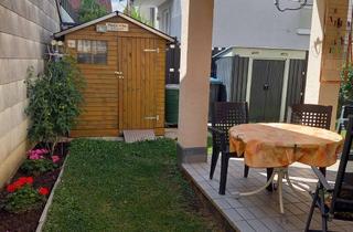 Wohnung kaufen in 74252 Massenbachhausen, 3 Zimmer-Erdgeschosswohnung mit Garten, Hobbyraum und Garage zur Kapitalanlage