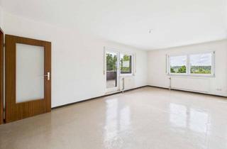 Wohnung kaufen in 97209 Veitshöchheim, 2-Zimmer-Wohnung mit Potential im 2.OG eine Mehrparteienhauses in begehrter Lage von Veitshöchheim!