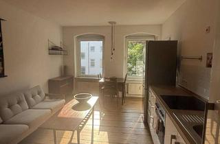 Wohnung kaufen in Emdener Straße 57, 10551 Berlin, Sanierter Altbau im ruhigen Seitenflügel – lichtdurchflutete 2-Zimmer-Oase mit Gartenblick in Moabit