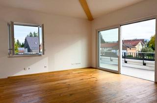 Wohnung kaufen in 83278 Traunstein, Wohntraum - Bezugsfreie 3-Zi.-Dachterrassen-Wohnung mit Süd-Terrasse und Tiefgarage