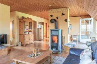 Wohnung kaufen in 25718 Friedrichskoog, Geräumige Ferienwohnung mit Balkon