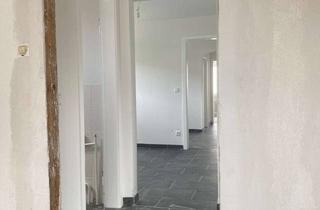 Wohnung mieten in 72622 Nürtingen, Geschmackvolle 4-Raum-Wohnung mit Balkon in Nürtingen (Braike)